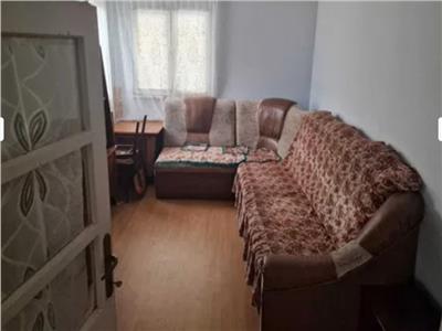 Casa 2 camere de vanzare zona Malu Rosu